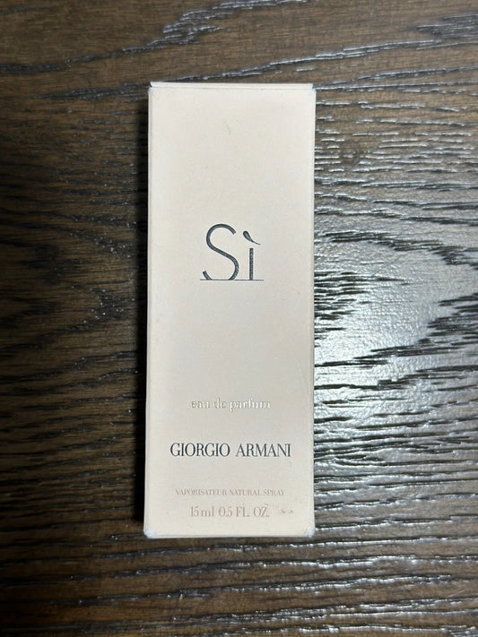 Giorgio Armani Si perfume, Armani Si Eau de Parfum, Giorgio Armani Sì for women, Armani Si 150ml, Armani Si 5 oz, women's luxury perfume, designer fragrance for women, Armani women's fragrance, Si EDP perfume, luxury Eau de Parfum